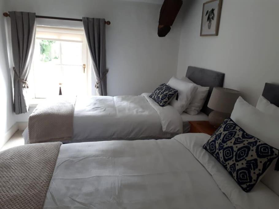 Holly Tree Cottage - Central Kirkby Lonsdale 3 Bedroom エクステリア 写真